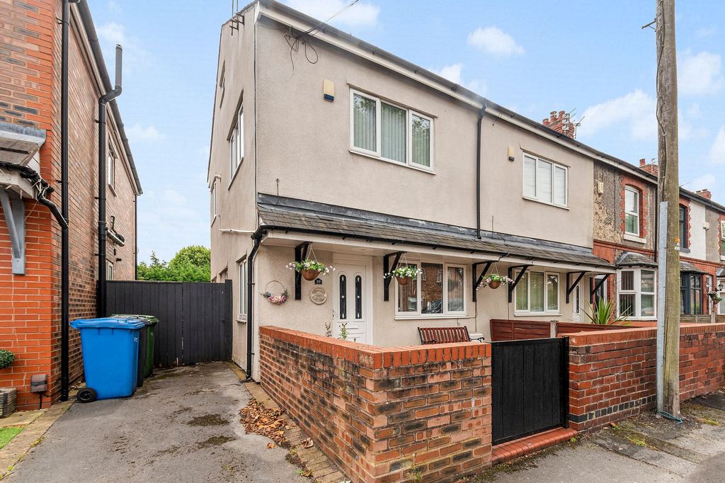 Property photo 1 of 22