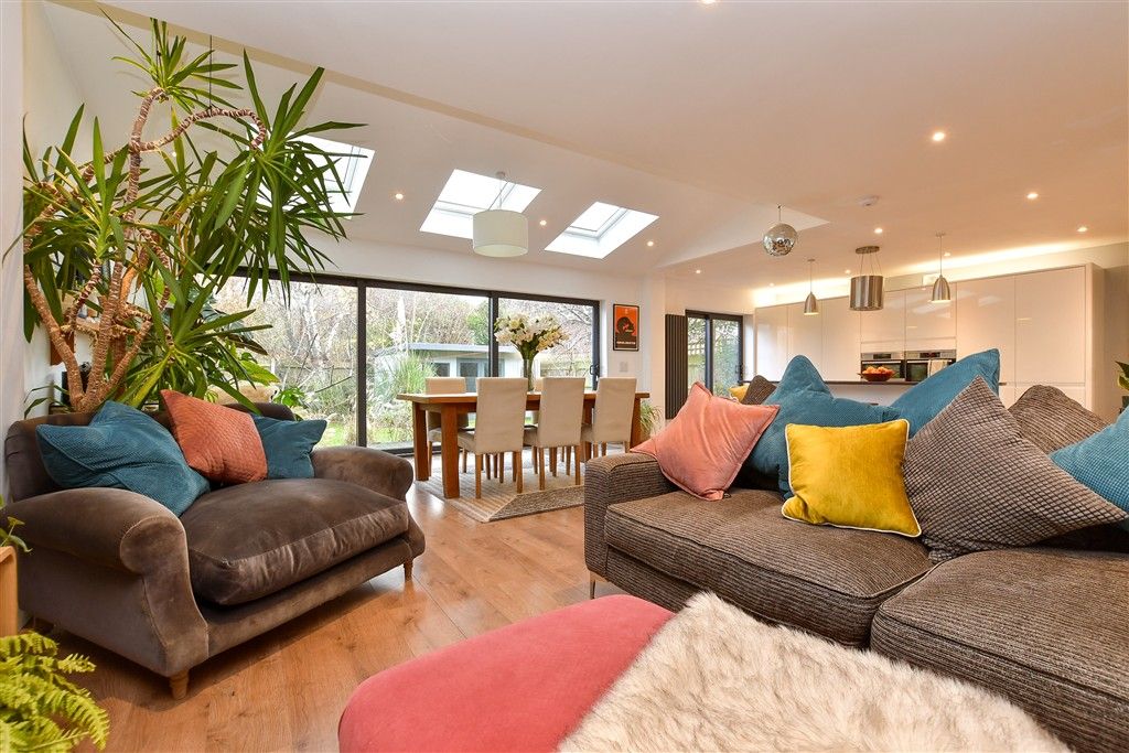 Property photo 2 of 20 Kitchen/Diner