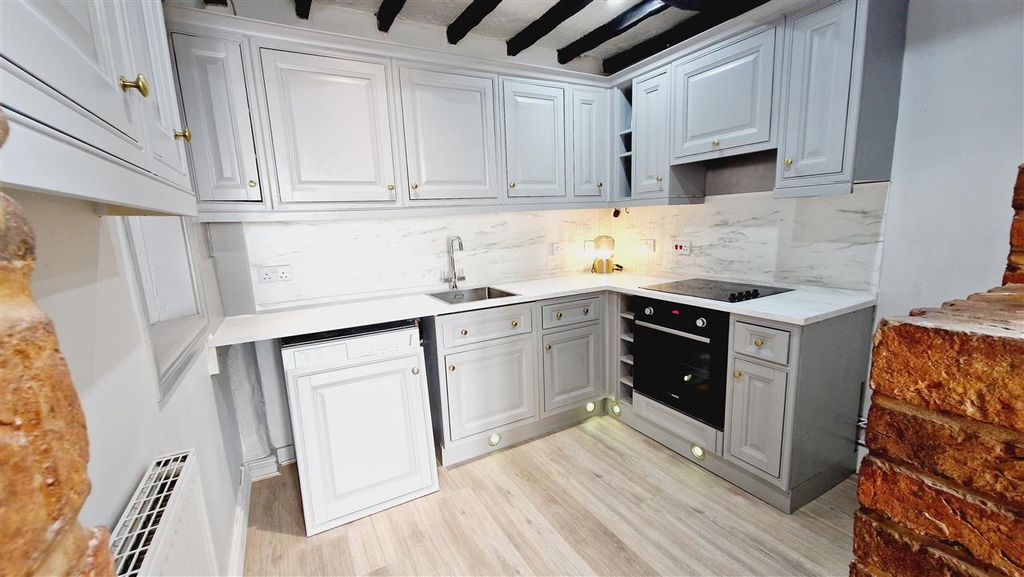Property photo 3 of 15 3 Seaton Kitchen