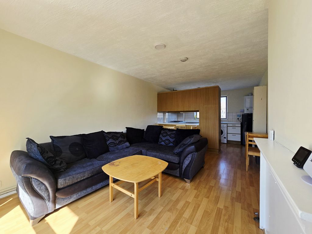 Property photo 3 of 13 Gallery