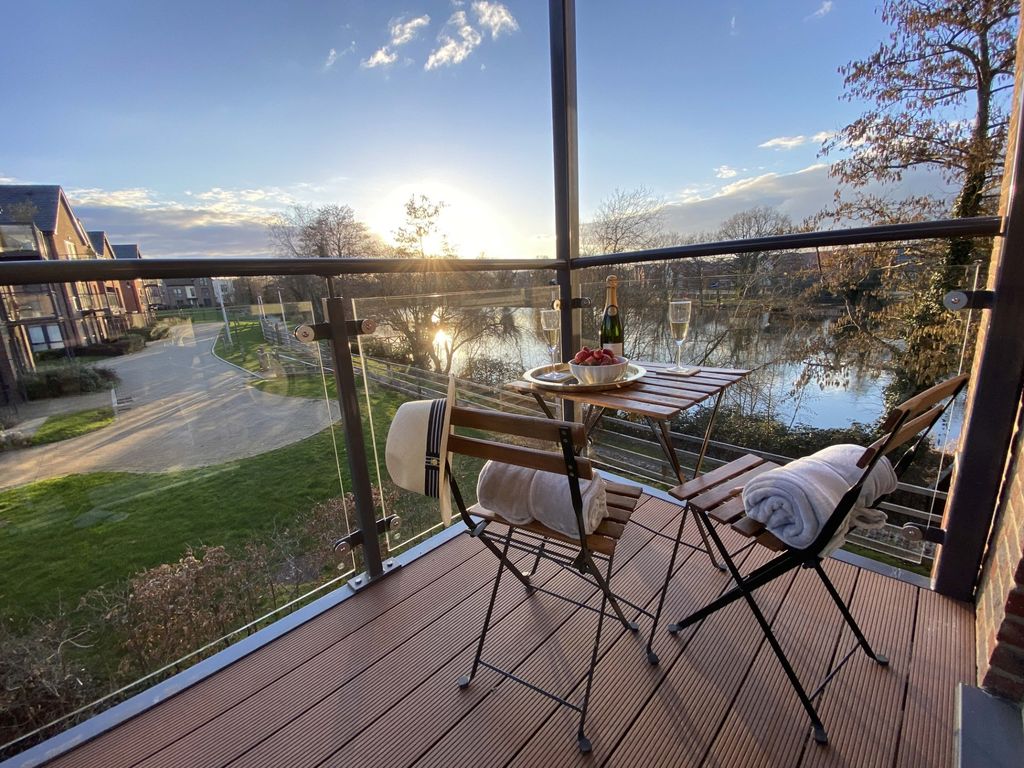 Property photo 1 of 20 19