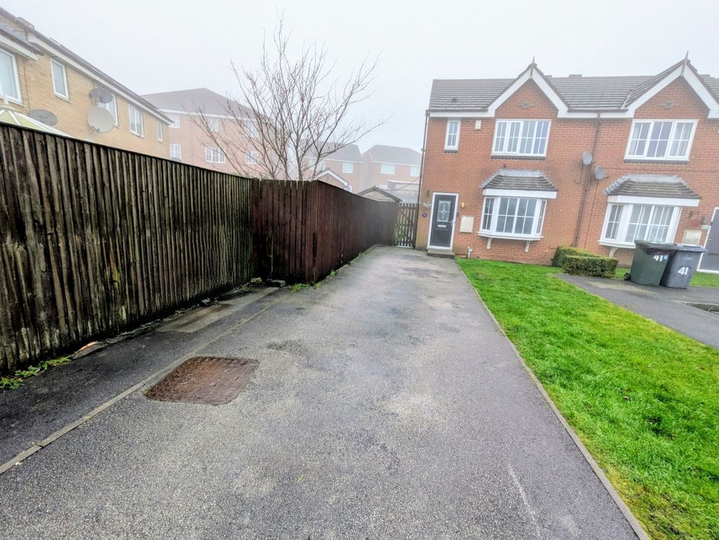 Property photo 1 of 24 1000033955