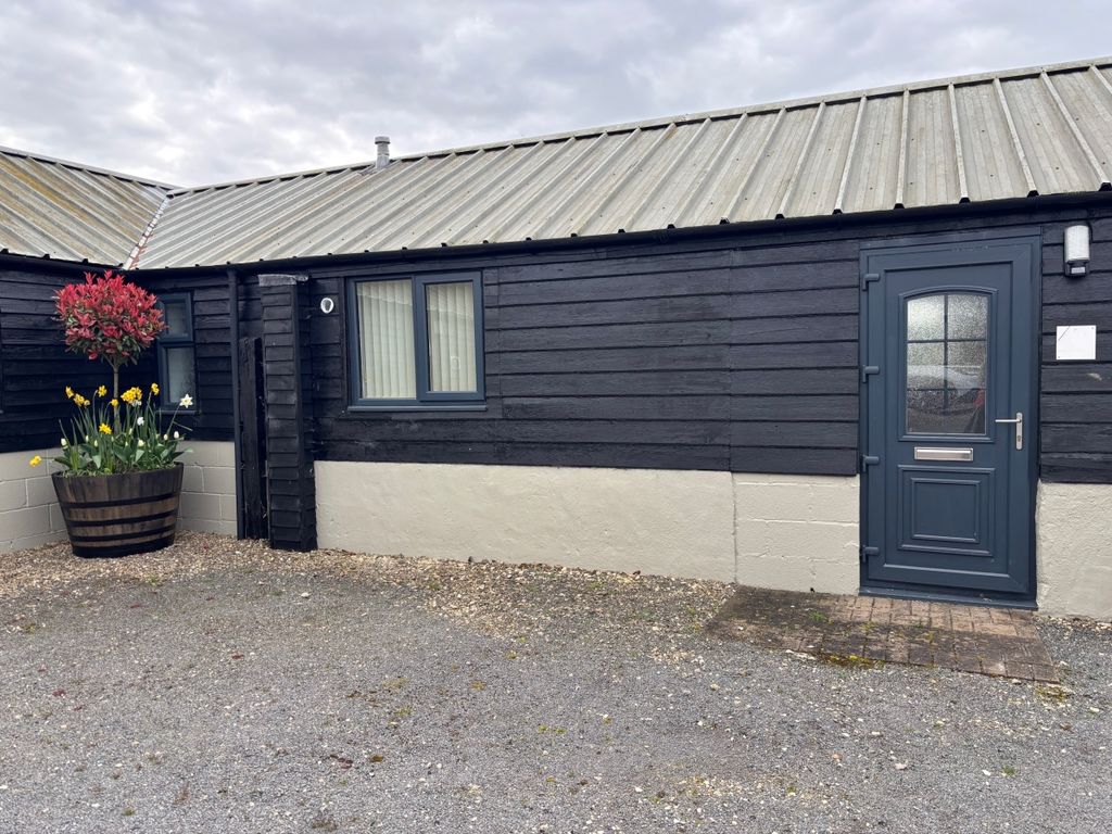 Property photo 1 of 9 Unit One Front1