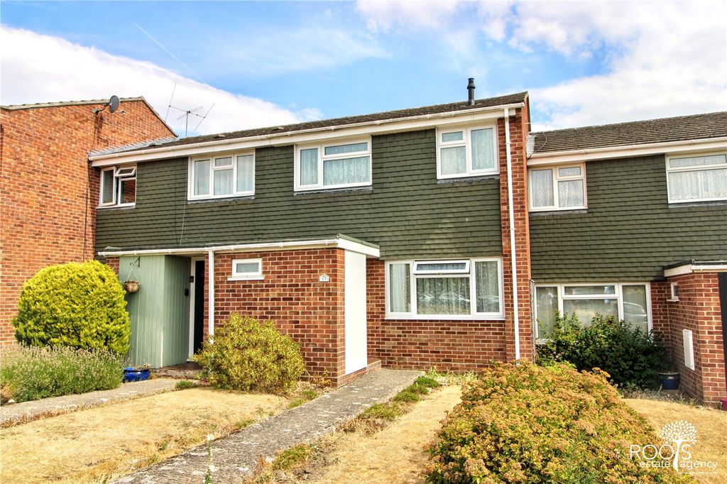 Property photo 1 of 13 Frontage