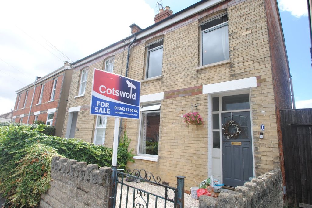 Property photo 1 of 22