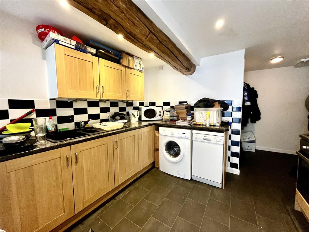 Additional image 9 of 4 bed flat for saleMarket Place, Coleford GL16