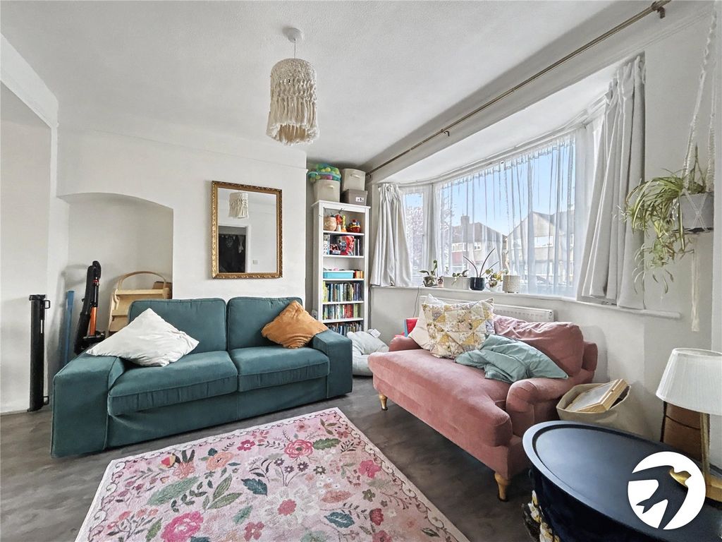 Property photo 2 of 32 Picture No. 09