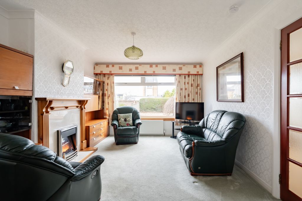 Property photo 2 of 25 Property Image 2