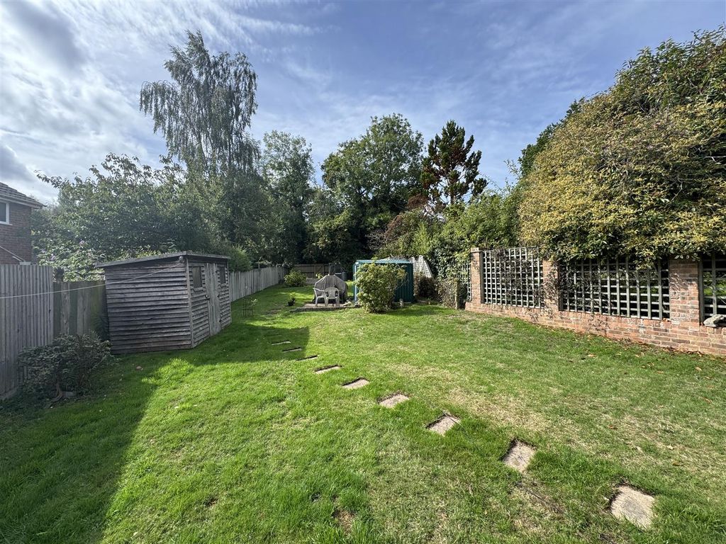 Property photo 2 of 9