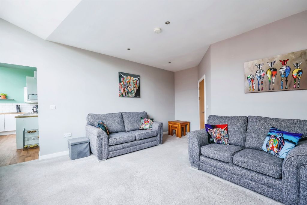 Additional image 6 of 2 bed flat for saleWharncliffe Road, Ilkeston DE7