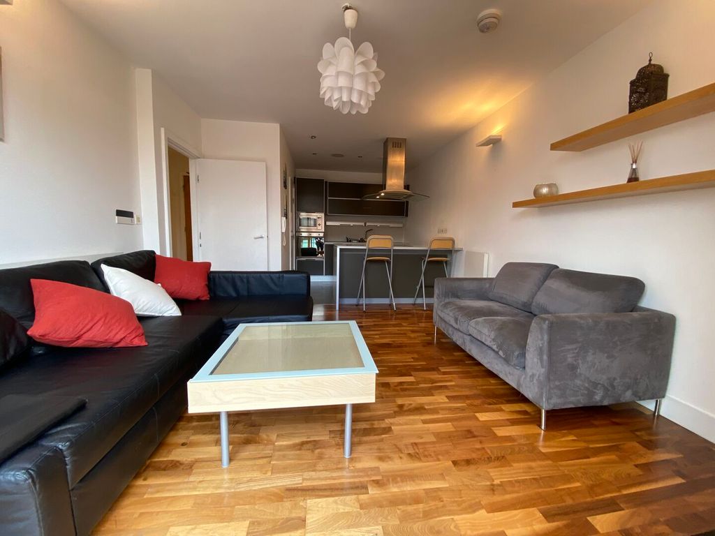 Property photo 2 of 11 Img_31198_7_Original.Jpg