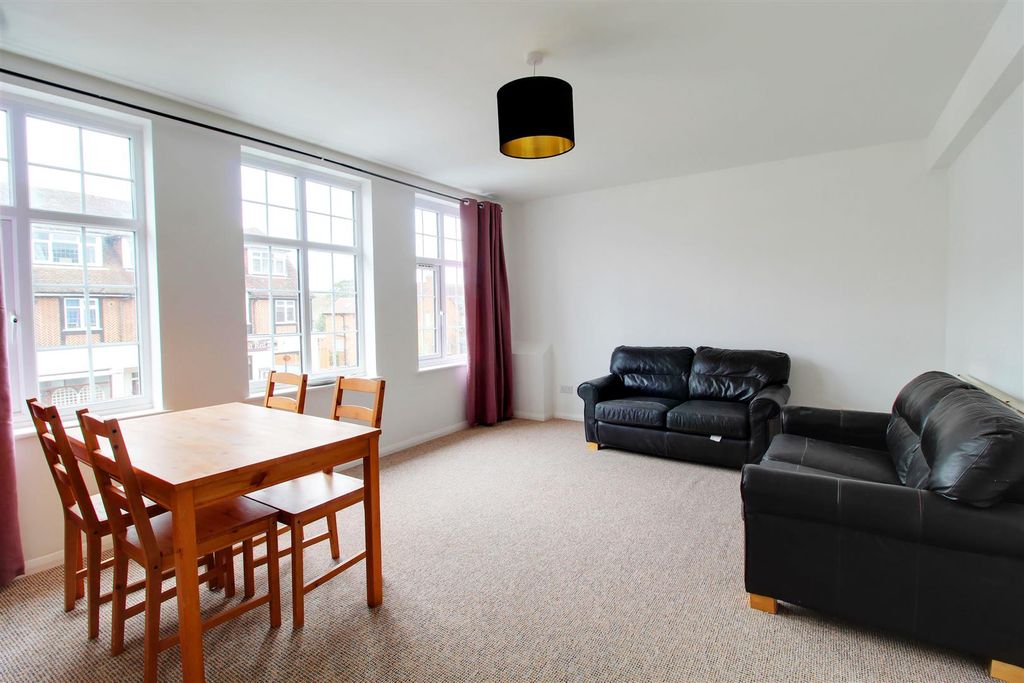 Property photo 3 of 15 Img_2072-Img_2074 Copy.Jpg