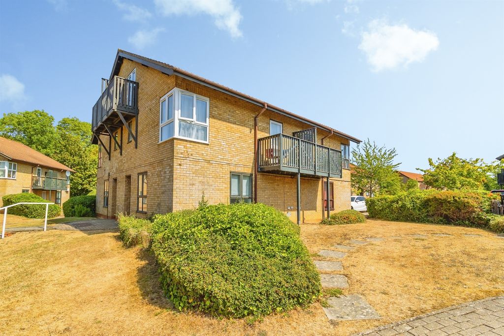 Property photo 1 of 13