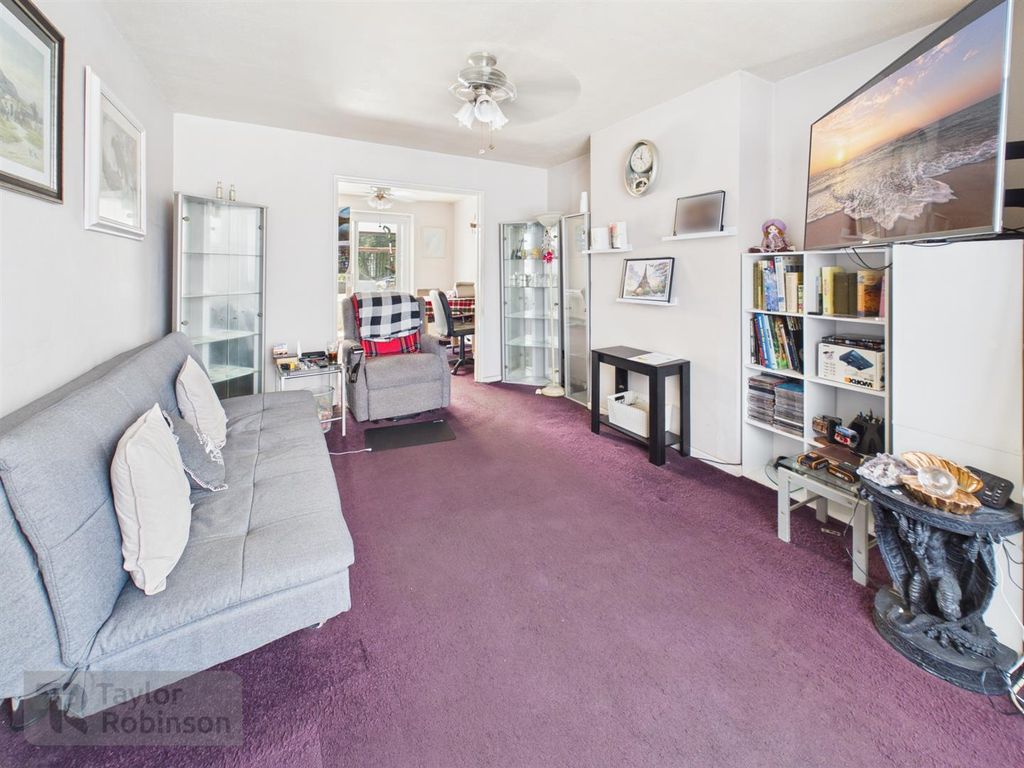 Property photo 3 of 14 Cam02600G0-Pr0767-Still015.Jpg