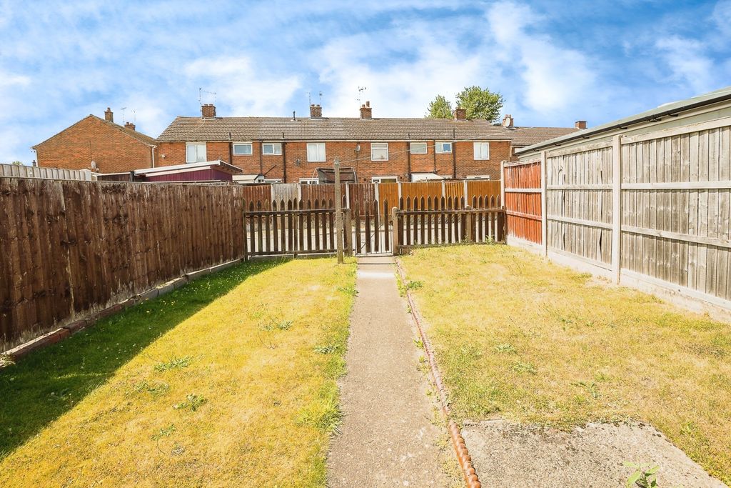 Property photo 2 of 16 Rear Garden