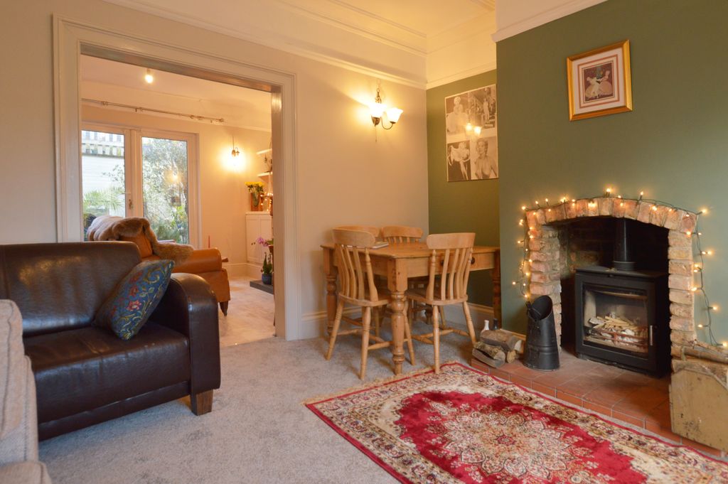 Property photo 3 of 26