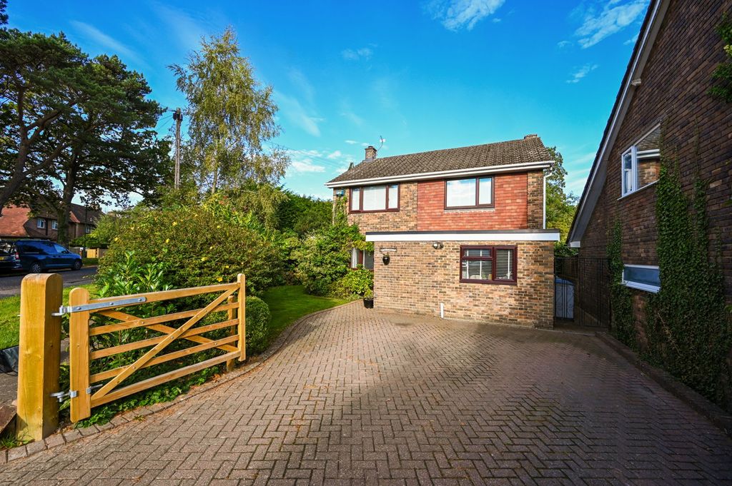 Property photo 1 of 10