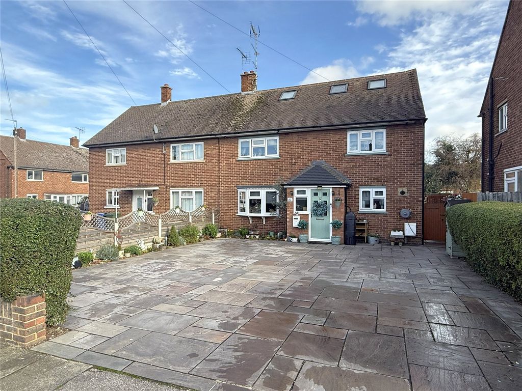 Property photo 1 of 36 Picture No. 12