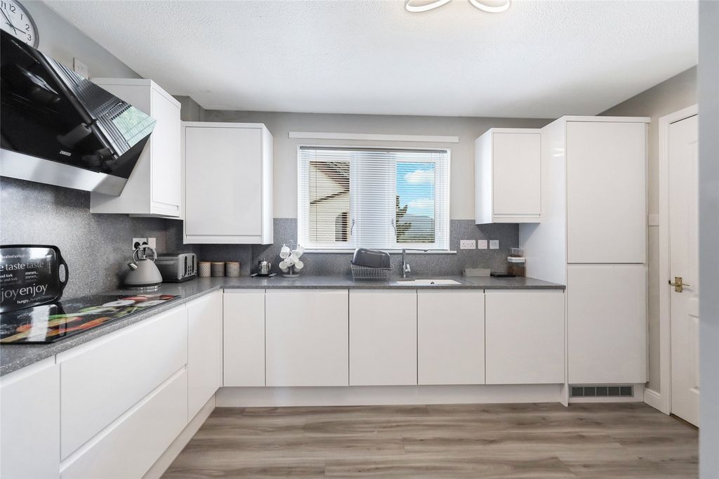Additional image 4 of 3 bed flat for saleBowen Craig, Largs, North Ayrshire KA30