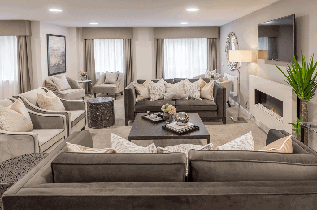 Property photo 3 of 6 Communal Lounge