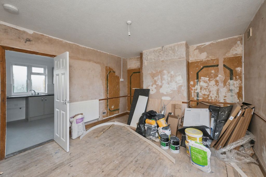 Property photo 3 of 12 20251212052216_Dsc_6118_Up0Rn.Jpg