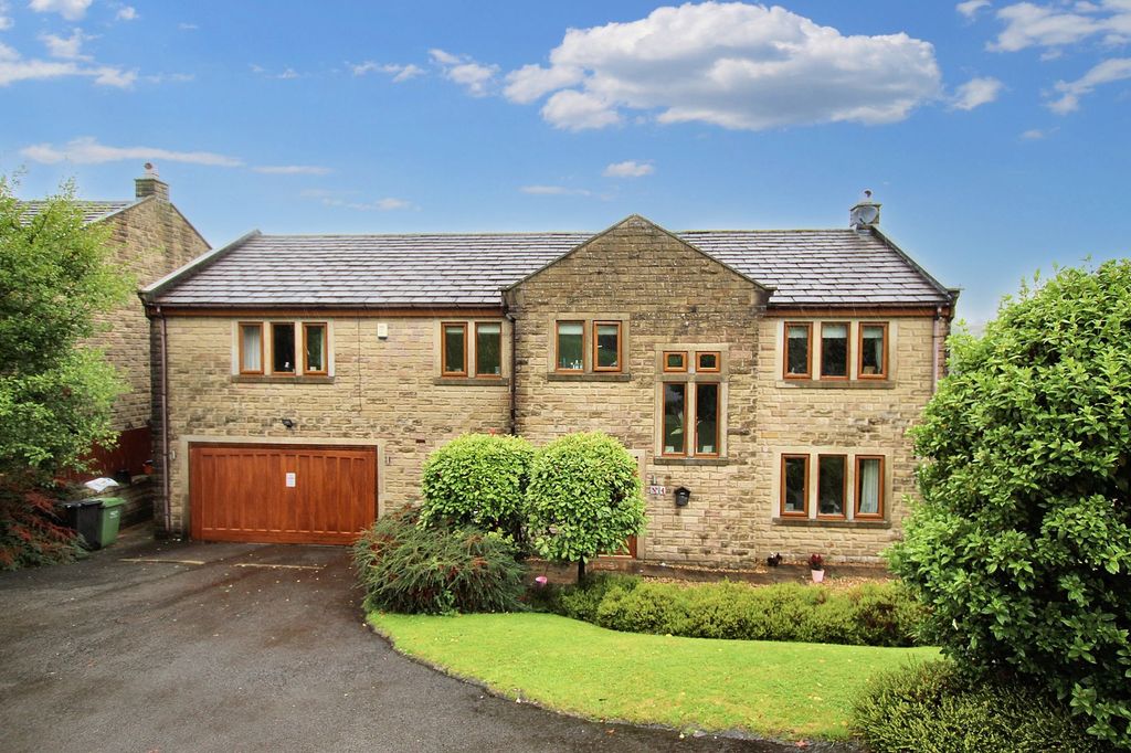 Property photo 1 of 37