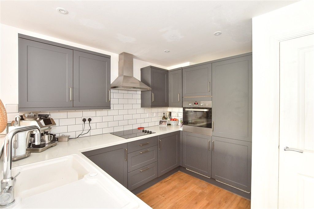 Property photo 3 of 23 Kitchen/Dining Room