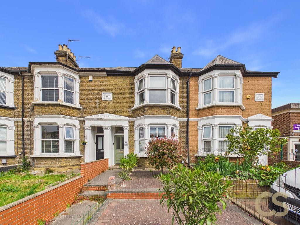 Property photo 1 of 10 5290152