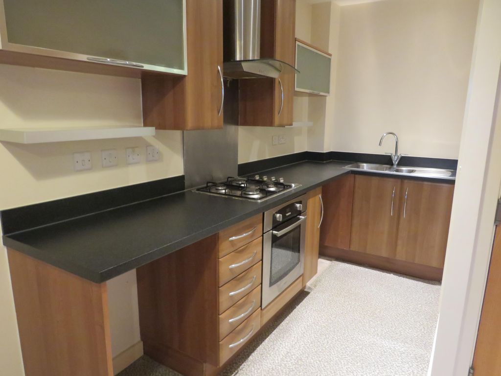 Property photo 3 of 5 Kitchen