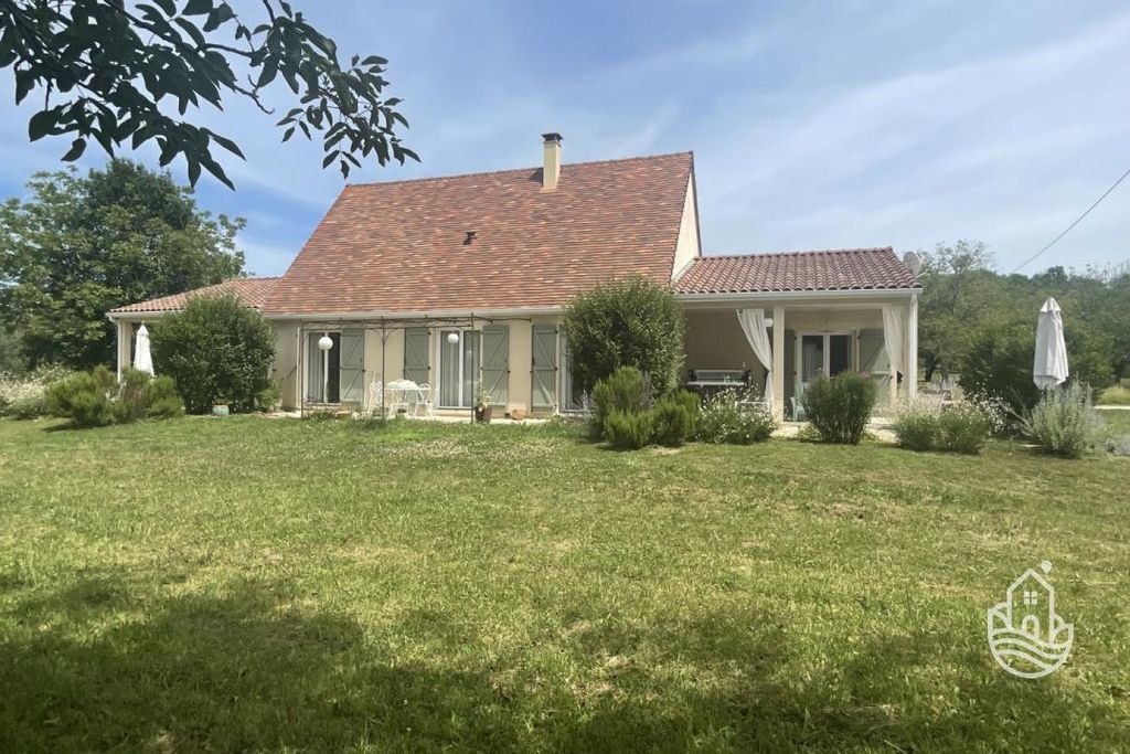 Property photo 1 of 15 Main Exterior View
