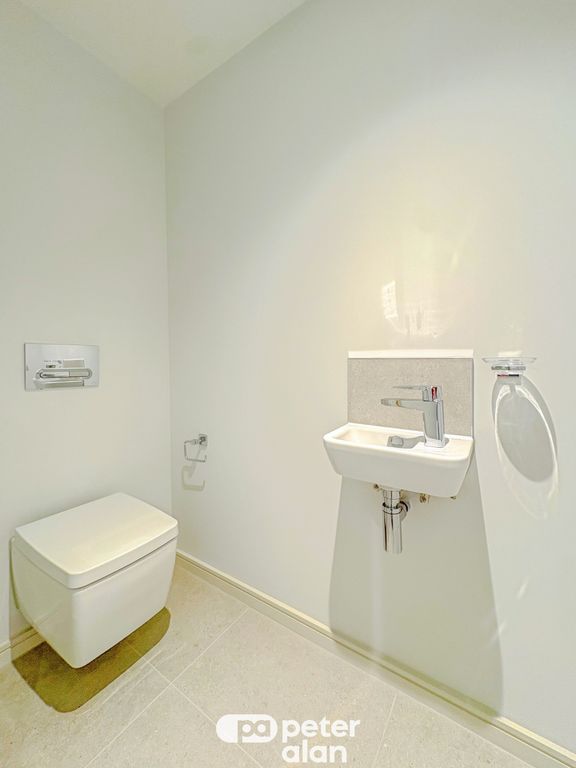 Property photo 2 of 18 Cloakroom/wc
