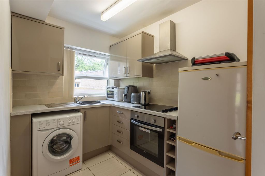 Property photo 3 of 7 00005.Jpg
