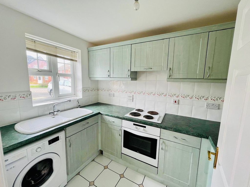 Property photo 3 of 9