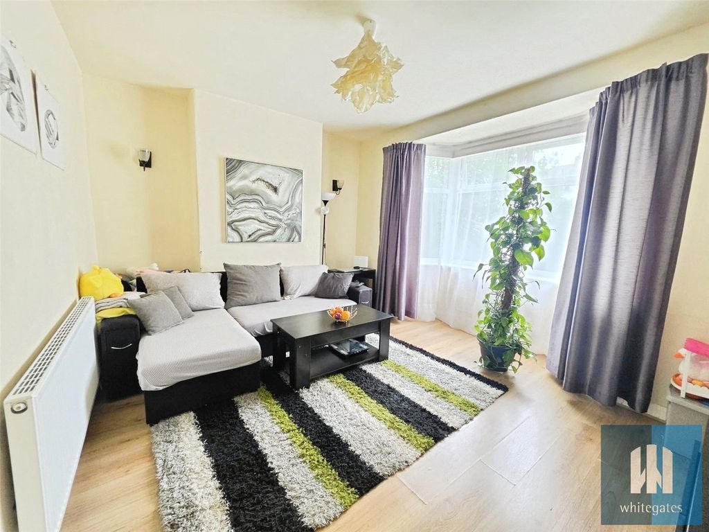 Property photo 2 of 16 Picture No. 29