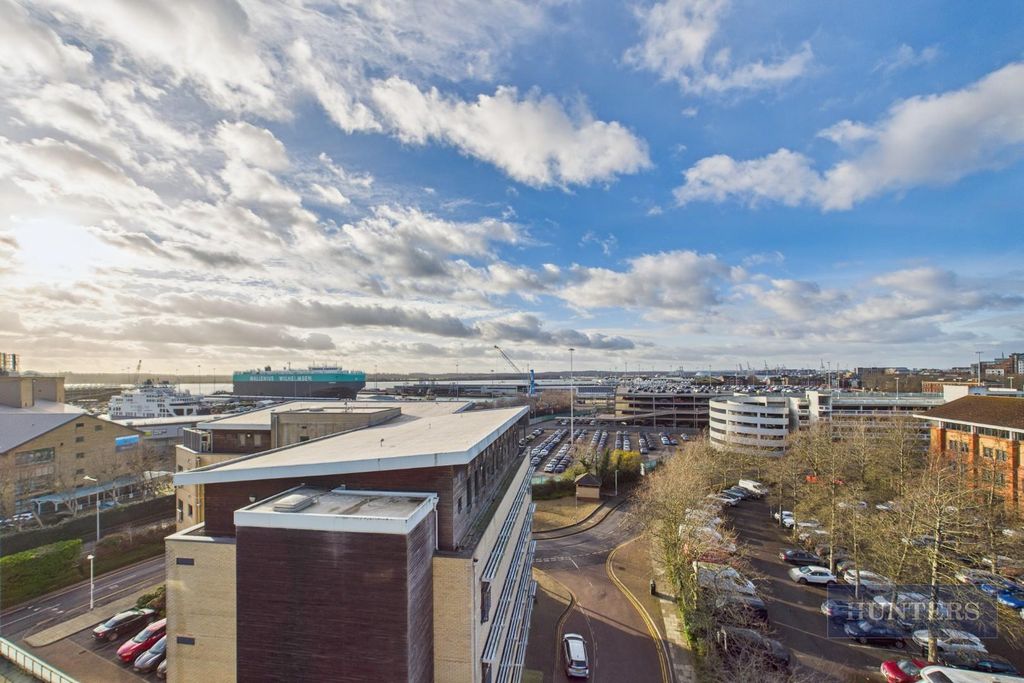 Property photo 2 of 15 Cam05152G0-Pr0331-Still004.Jpg