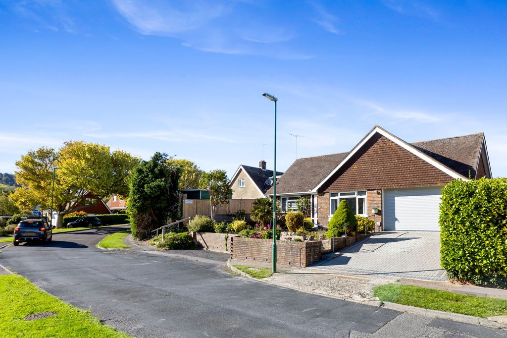 Property photo 1 of 22