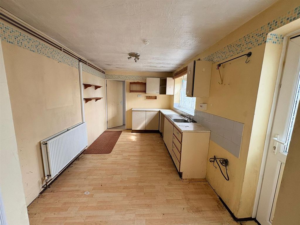 Property photo 3 of 18 26U.Jpg