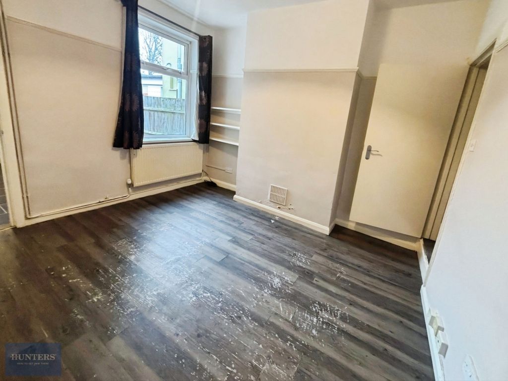 Property photo 3 of 9 Rear Reception Room