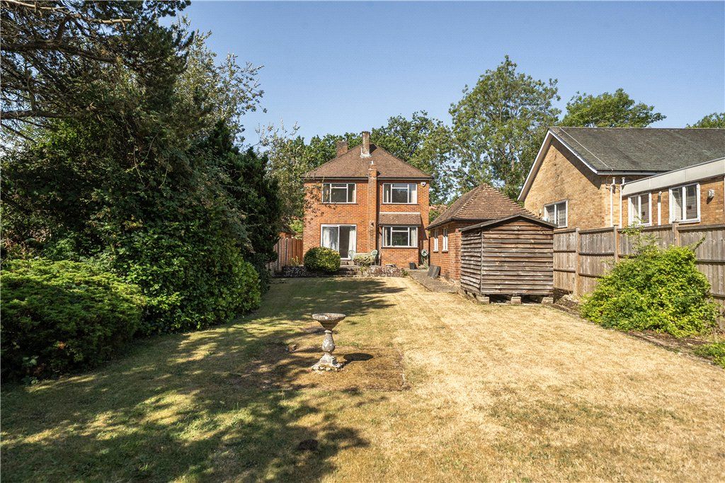 Property photo 2 of 17 Picture No. 21