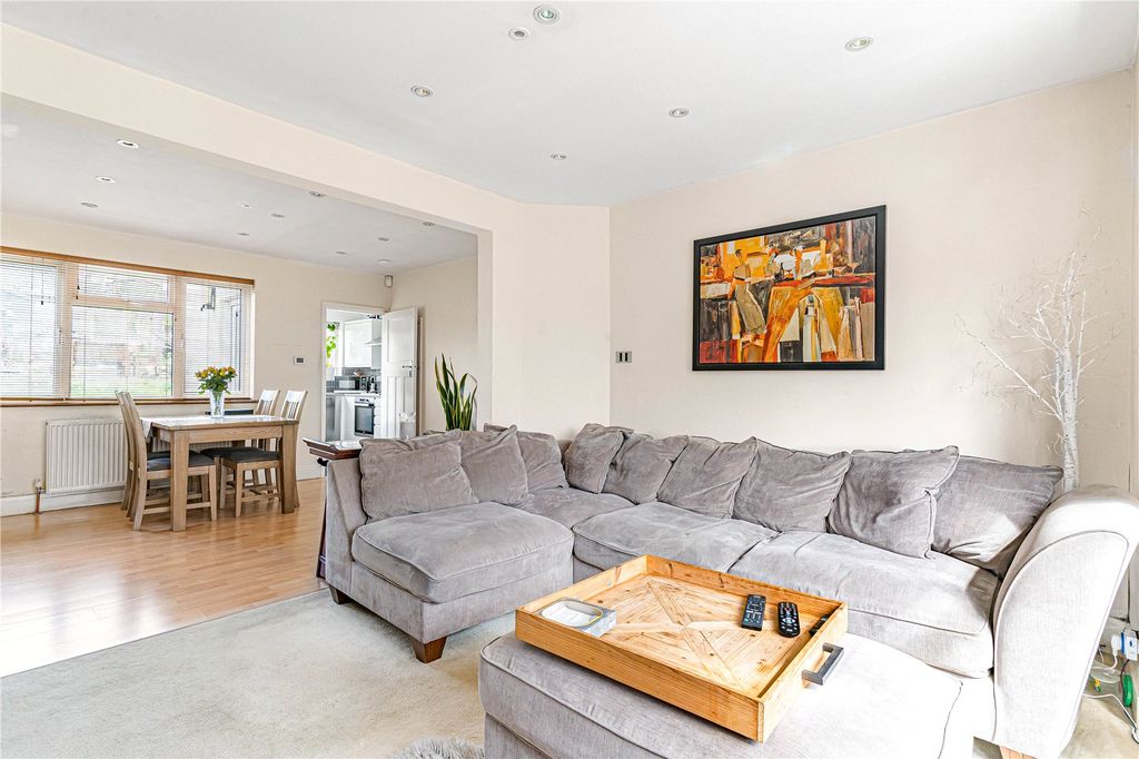 Property photo 3 of 13 Picture No. 15