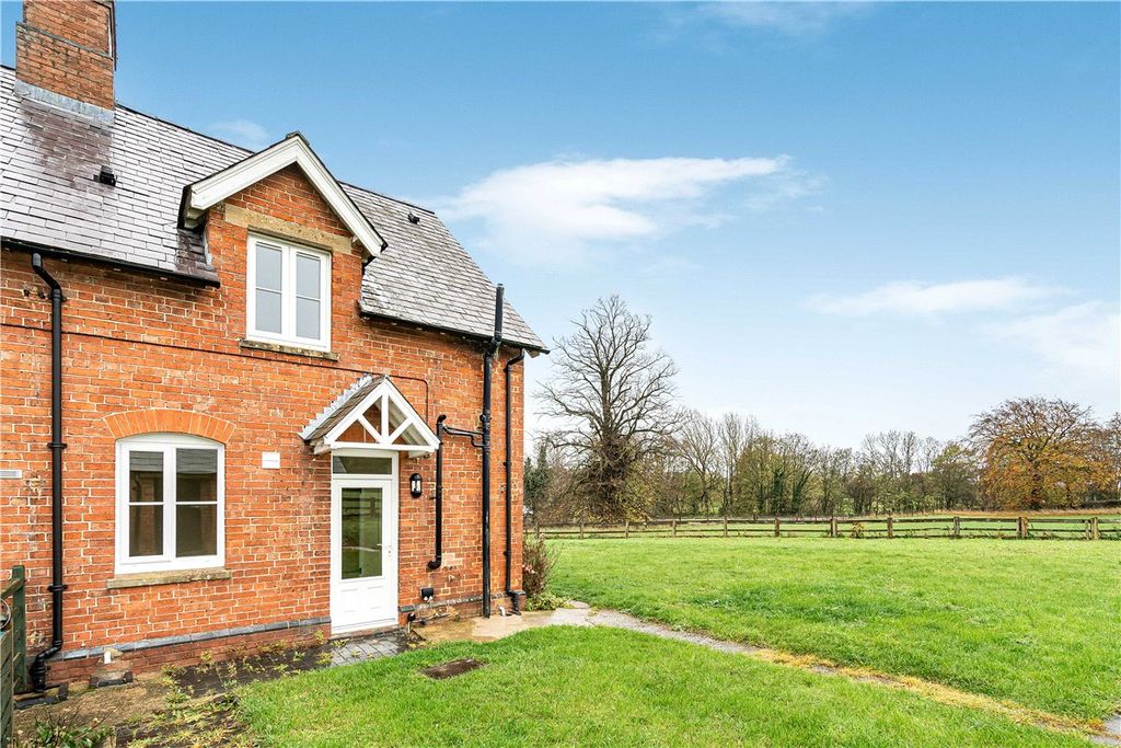 Property photo 2 of 22 Picture No. 02