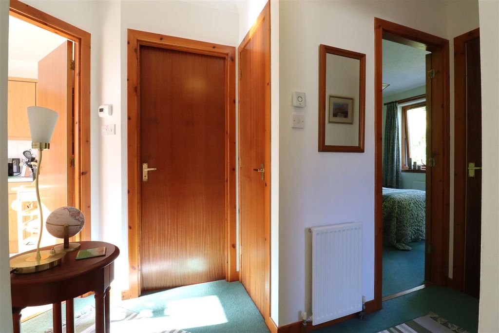 Property photo 2 of 22 Hall (2).Jpg