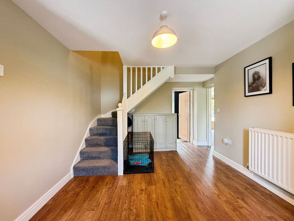 Property photo 3 of 32