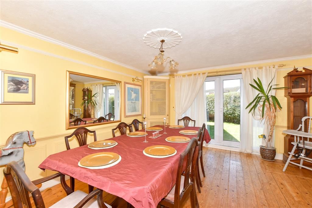Property photo 2 of 14 Dining Room