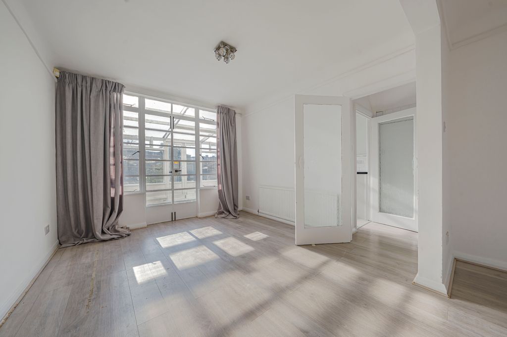 Property photo 3 of 10 Photo Feb 28 2025, 10 41 05 Am