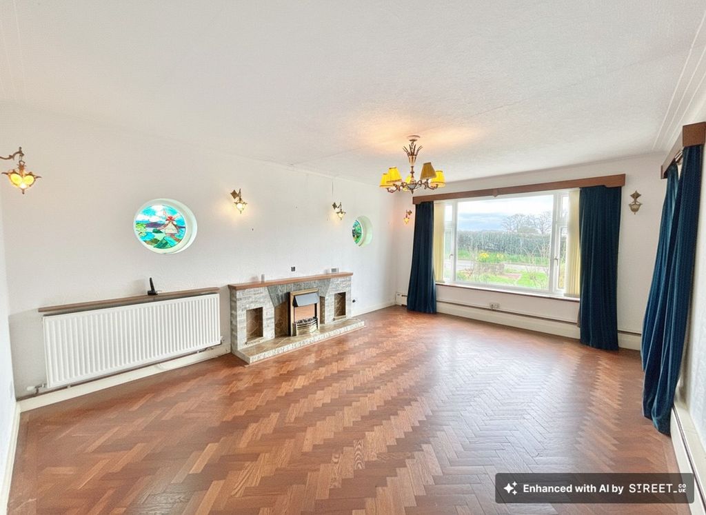 Property photo 2 of 28