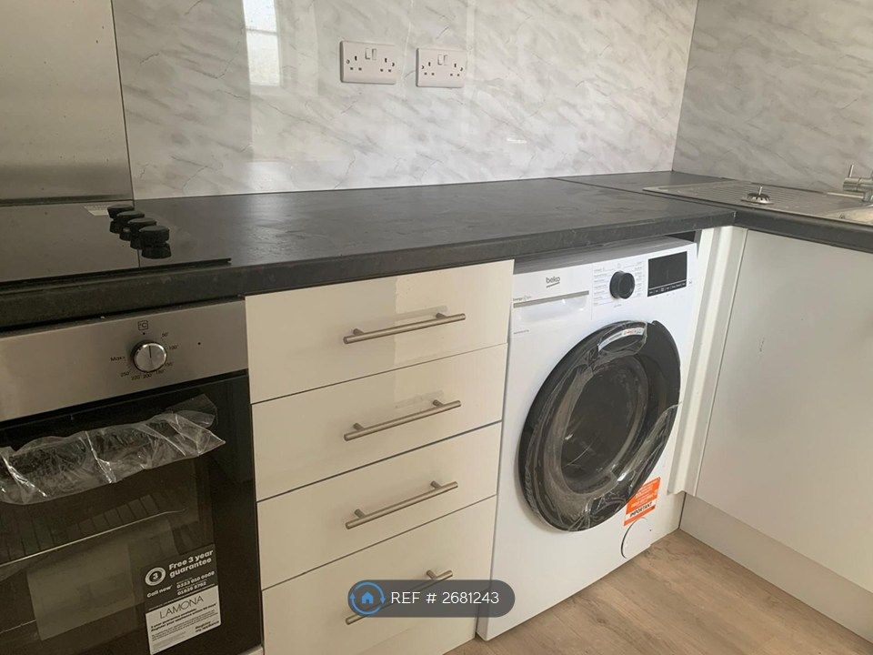 Property photo 3 of 3