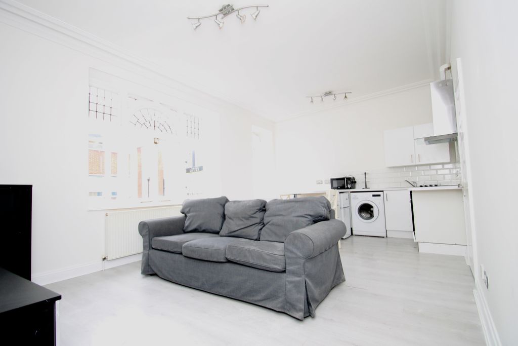 Property photo 3 of 7