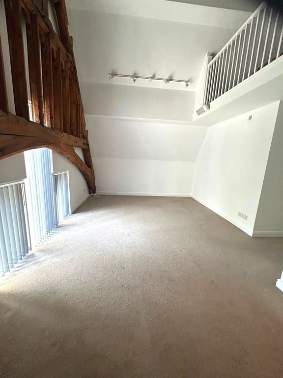 Property photo 2 of 11 Open Plan Lounge/Kit