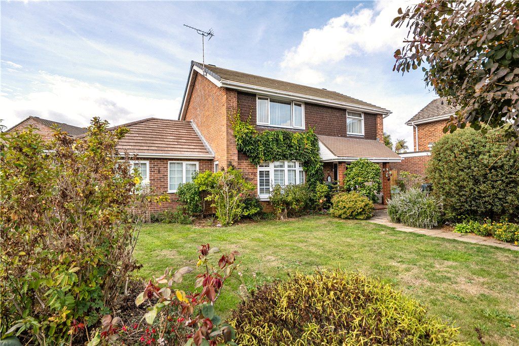 Property photo 2 of 16 Picture No. 21